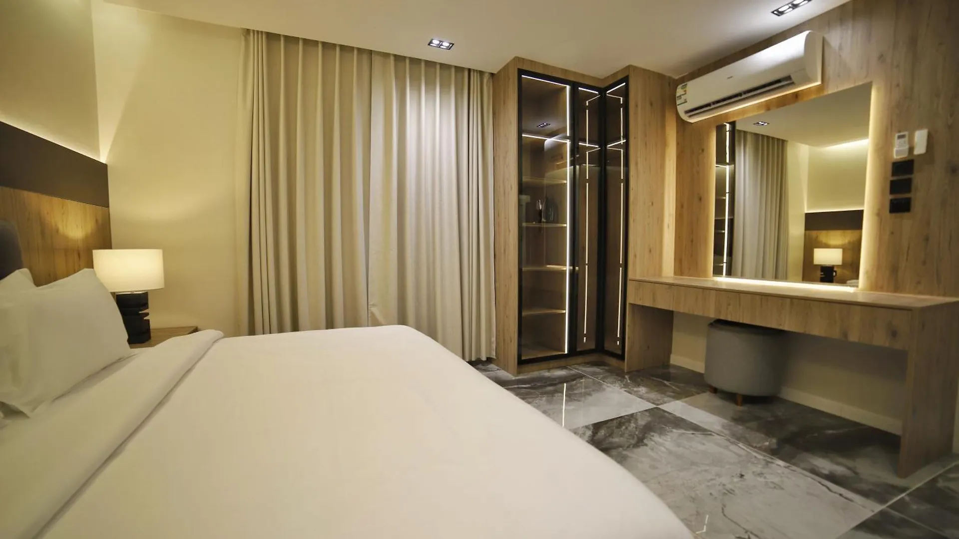 شقة فاخرة جناح غرفة وصالة وتراس Apartment Medina