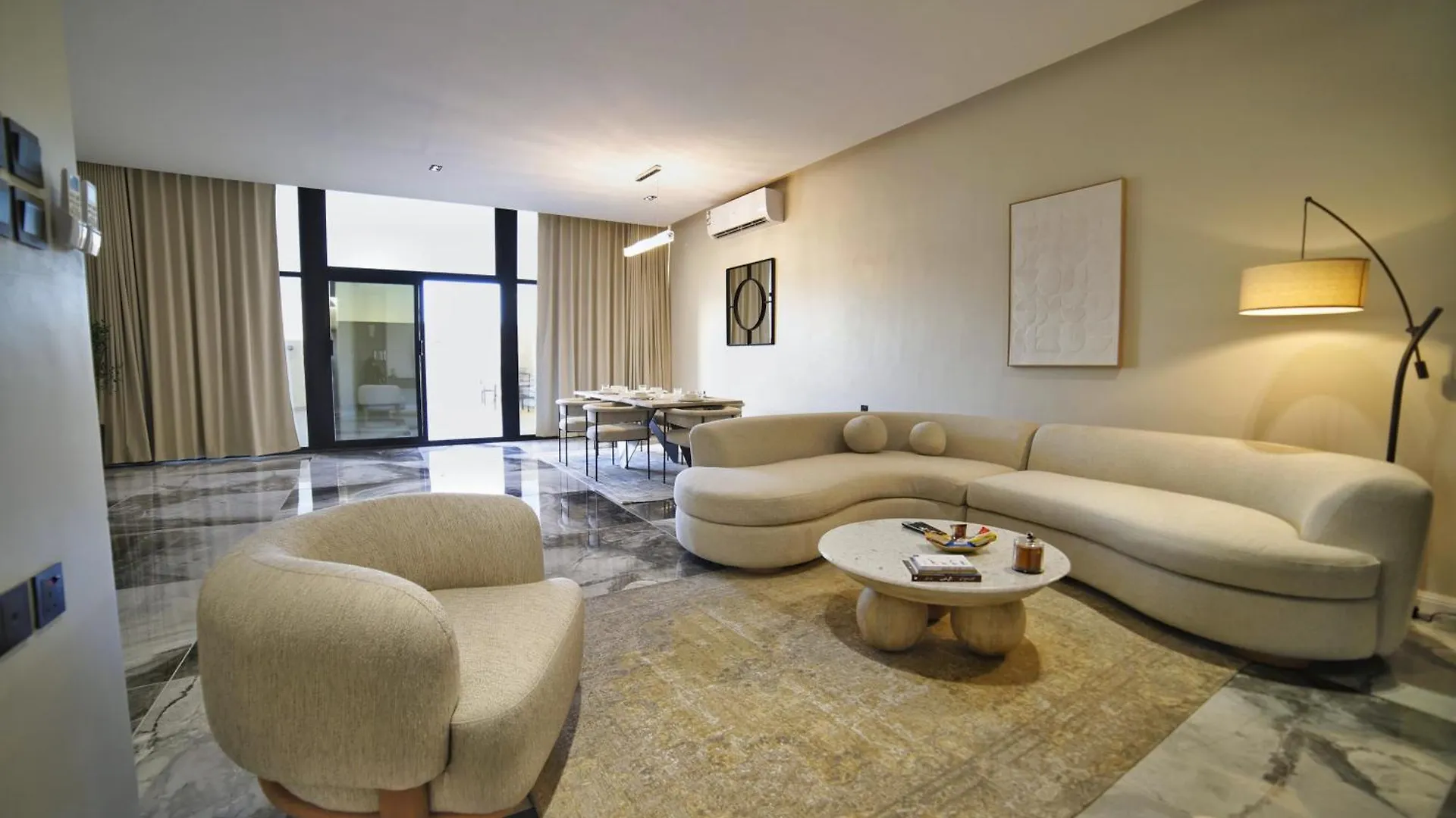 شقة فاخرة جناح غرفة وصالة وتراس Apartment Medina Saudi Arabia